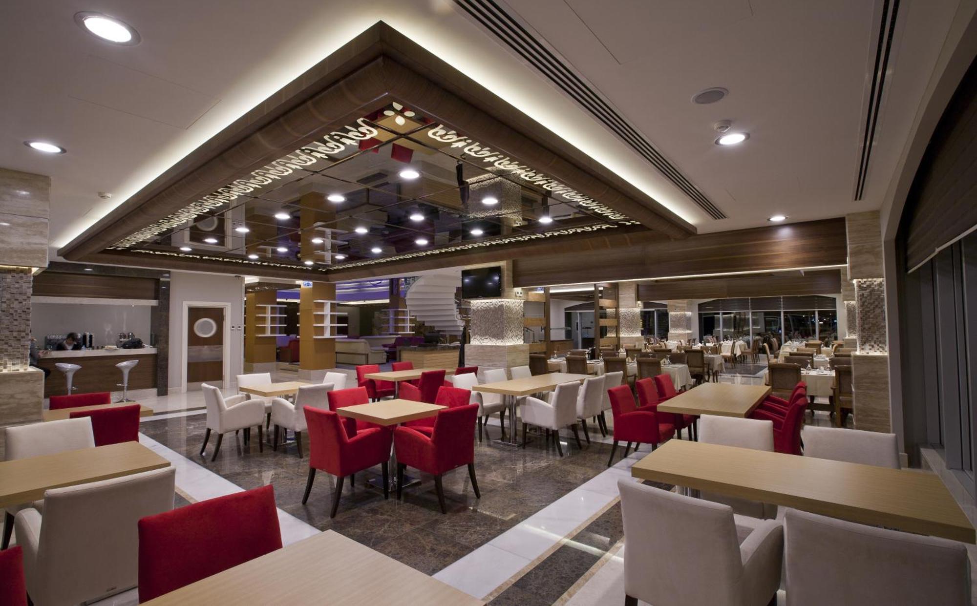 Fourway Hotel&Spa Dortyol Buitenkant foto